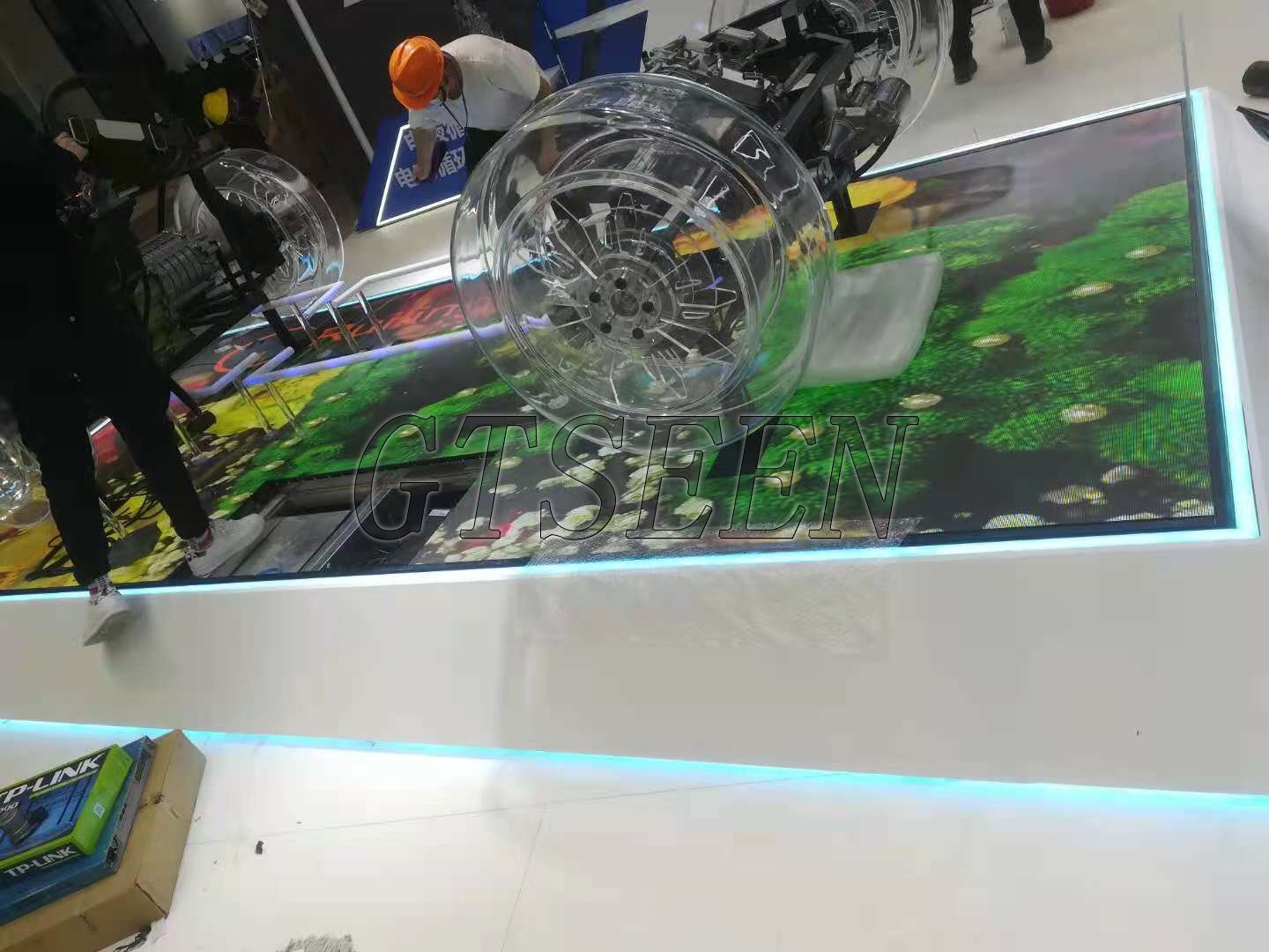 2021上海国际汽车展览会长城展台P2全彩led显示屏(图2)